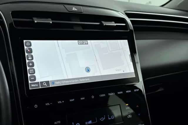 Hyundai Tucson (2022) thumbnail 22