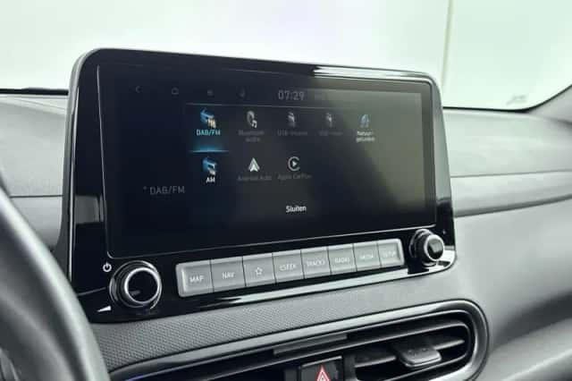 Hyundai Kona (2021) thumbnail 14