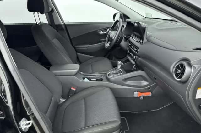 Hyundai Kona (2021) thumbnail 31