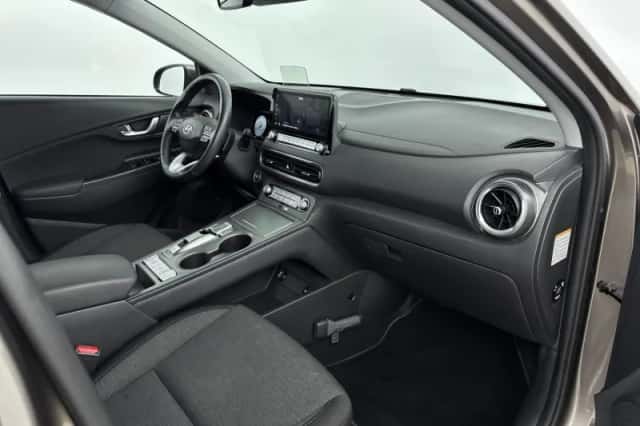 Hyundai Kona (2023) thumbnail 18