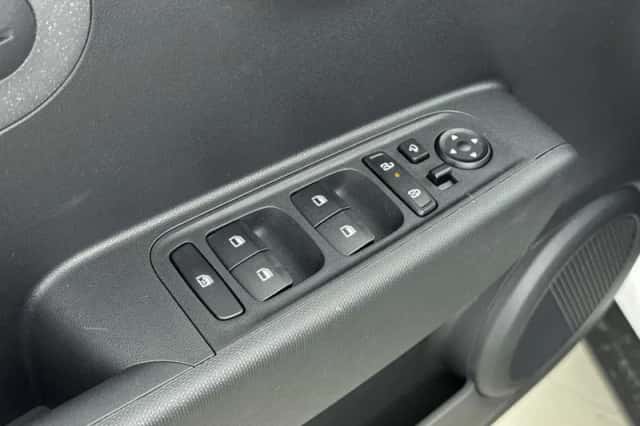 Hyundai Inster (2025) thumbnail 24