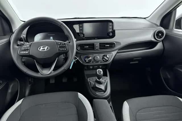 Hyundai i10 (2025) thumbnail 9