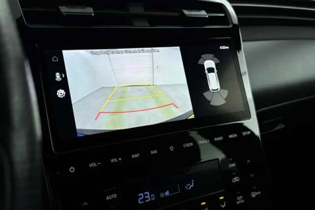 Hyundai Tucson (2022) thumbnail 23