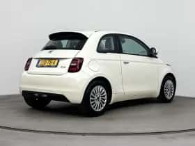 Fiat 500 (2023) thumbnail 2