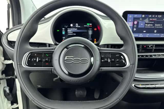 Fiat 500 (2023) thumbnail 20