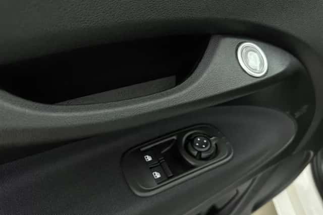 Fiat 500 (2023) thumbnail 22