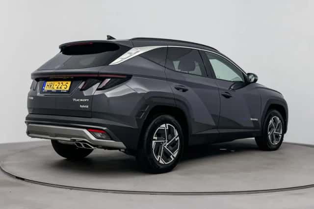 Hyundai Tucson (2025) thumbnail 2