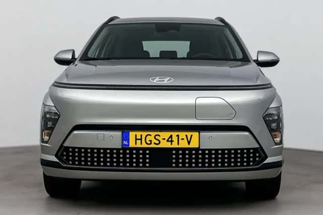 Hyundai Kona (2025) thumbnail 4