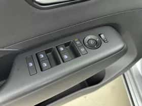 Hyundai Kona (2025) thumbnail 49