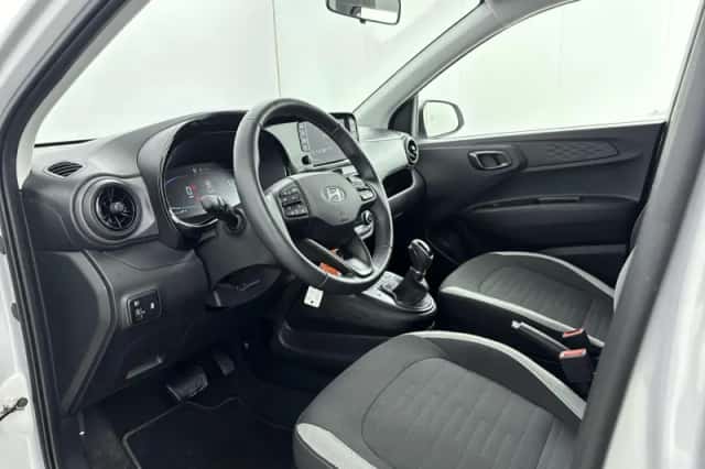 Hyundai i10 (2025) thumbnail 12
