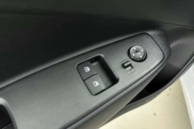 Hyundai i10 (2025) thumbnail 25
