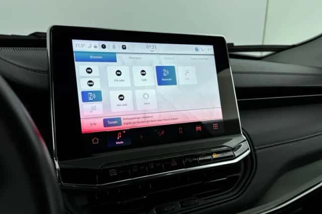 Jeep Compass (2023) thumbnail 15