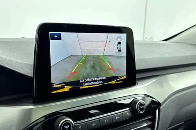 Ford Kuga (2022) thumbnail 14