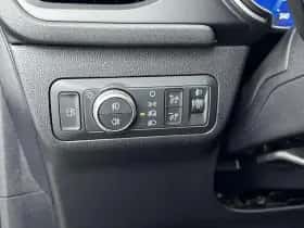 Ford Kuga (2022) thumbnail 19