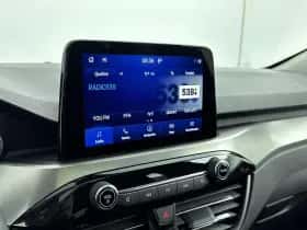 Ford Kuga (2022) thumbnail 9