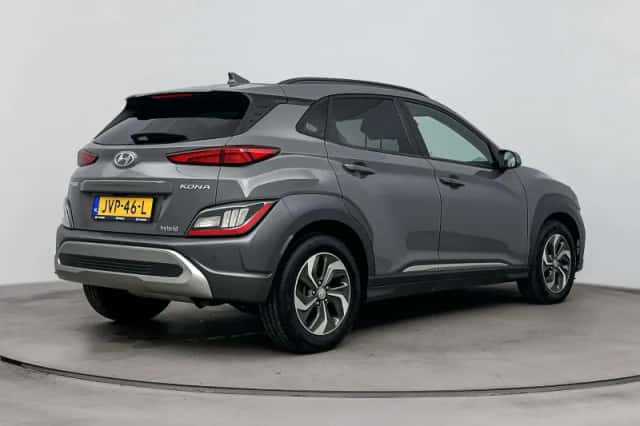 Hyundai Kona (2022) thumbnail 2