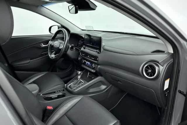 Hyundai Kona (2022) thumbnail 11