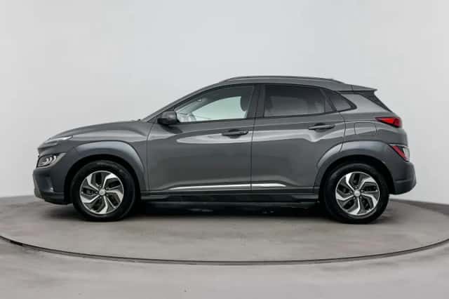 Hyundai Kona (2022) thumbnail 3