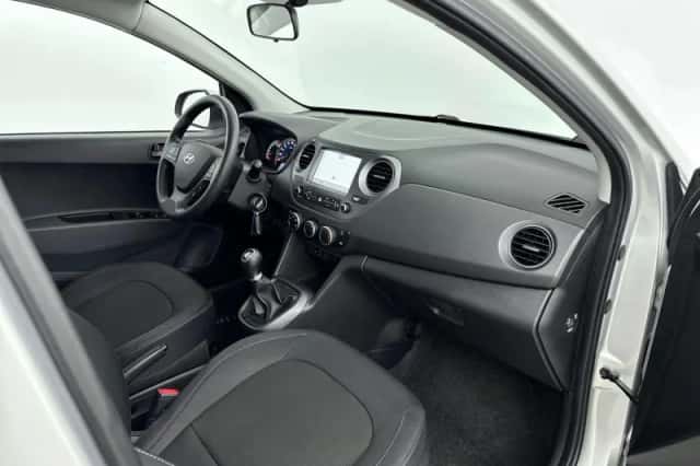 Hyundai i10 (2020) thumbnail 12