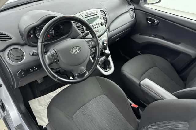 Hyundai i10 (2013) thumbnail 16