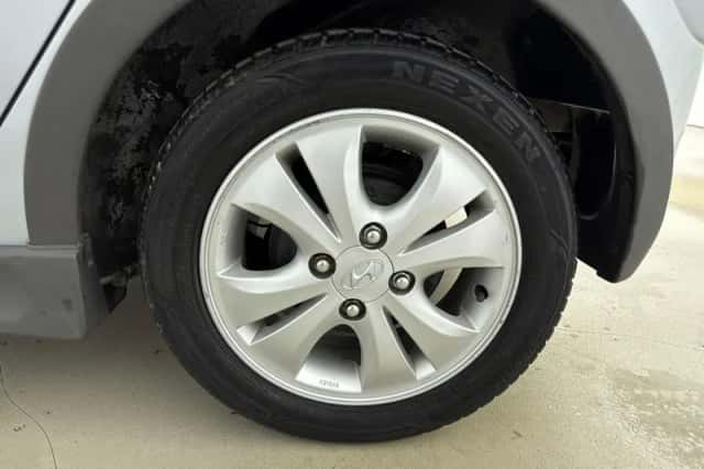 Hyundai i10 (2013) thumbnail 30