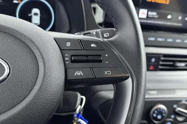 Hyundai Bayon (2022) thumbnail 16