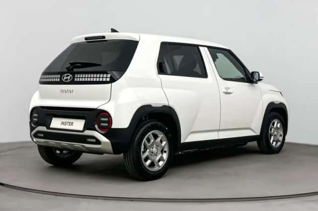Hyundai Inster (2025) thumbnail 2