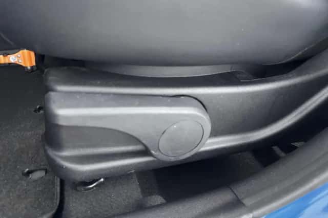 Hyundai i10 (2011) thumbnail 11