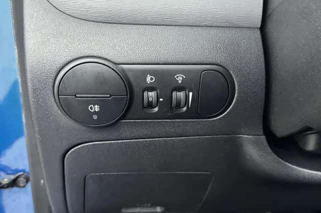 Hyundai i10 (2011) thumbnail 21