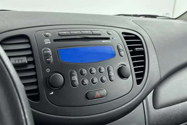 Hyundai i10 (2011) thumbnail 9