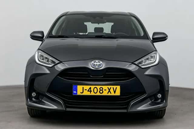 Toyota Yaris (2020) thumbnail 5