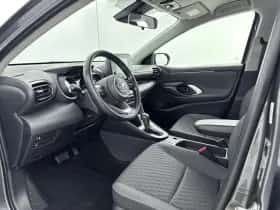 Toyota Yaris (2020) thumbnail 9
