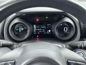 Toyota Yaris (2020) thumbnail 10