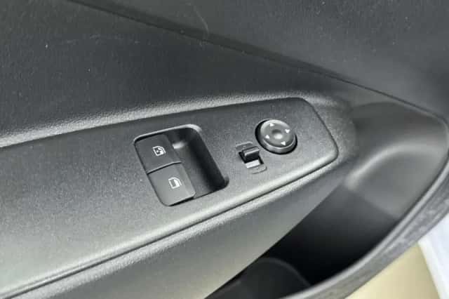 Hyundai i10 (2020) thumbnail 19