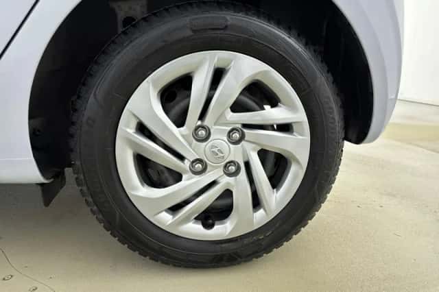Hyundai i10 (2020) thumbnail 25