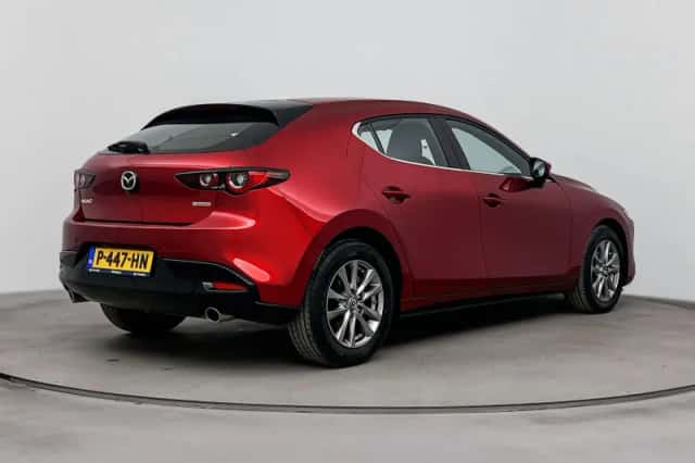 Mazda 3 (2022) thumbnail 2