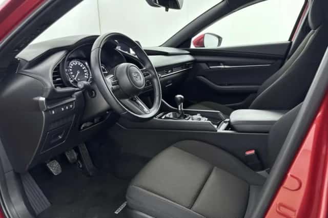 Mazda 3 (2022) thumbnail 11