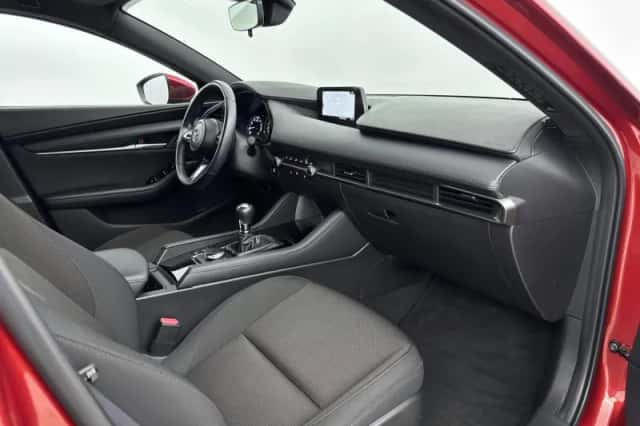 Mazda 3 (2022) thumbnail 21