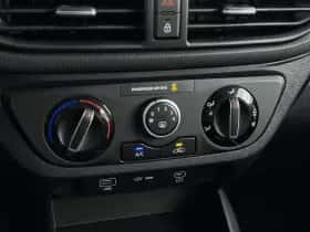Hyundai i10 (2023) thumbnail 21