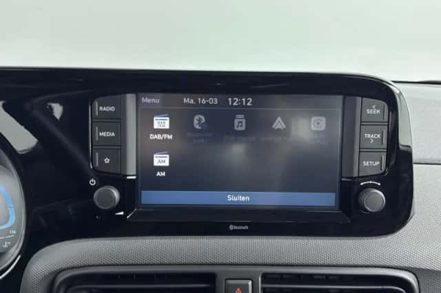 Hyundai i10 (2023) thumbnail 9