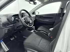 Hyundai Bayon (2024) thumbnail 9
