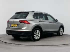 Volkswagen Tiguan (2017) thumbnail 2