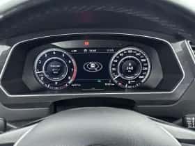 Volkswagen Tiguan (2017) thumbnail 12