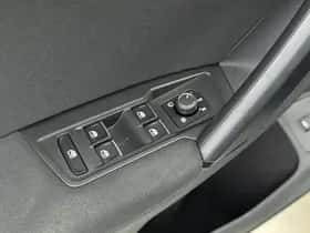 Volkswagen Tiguan (2017) thumbnail 13