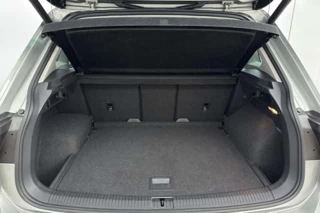 Volkswagen Tiguan (2017) thumbnail 25