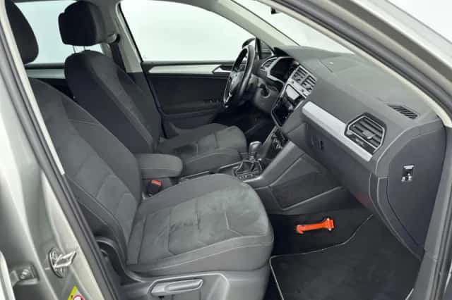 Volkswagen Tiguan (2017) thumbnail 33