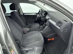 Volkswagen Tiguan (2017) thumbnail 33