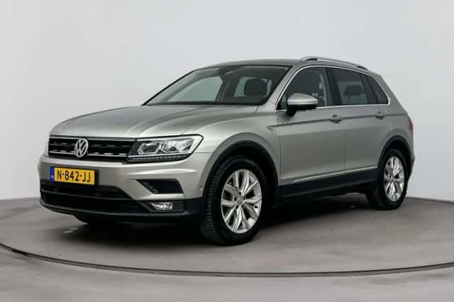 Volkswagen Tiguan (2017) thumbnail 10