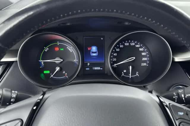 Toyota C-HR (2020) thumbnail 13