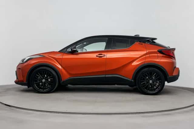 Toyota C-HR (2020) thumbnail 3